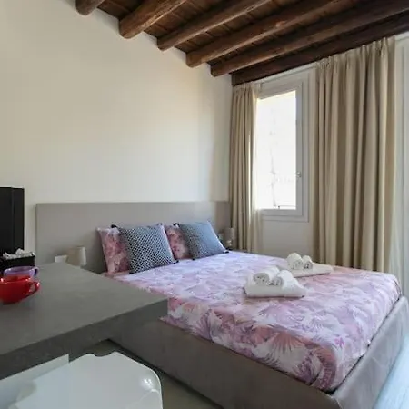 Residenza Subitosanto - Con Balconcino 