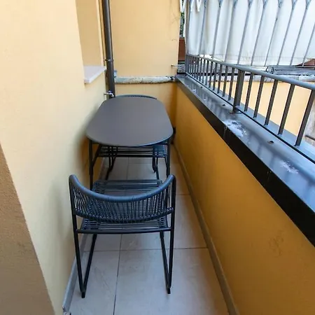 Residenza Subitosanto - Con Balconcino 